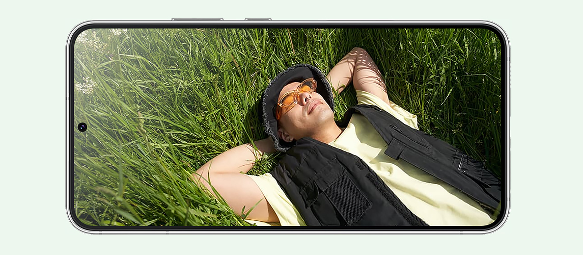 Смартфон Samsung Galaxy S22 Plus