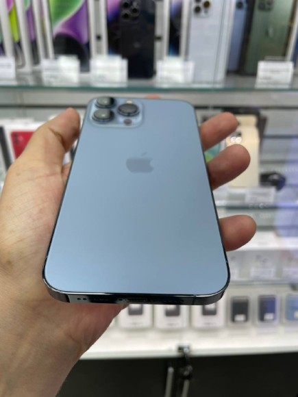 Apple iPhone 13 Pro Max 256Gb (350953320653161) Б/У (Небесный голубой)