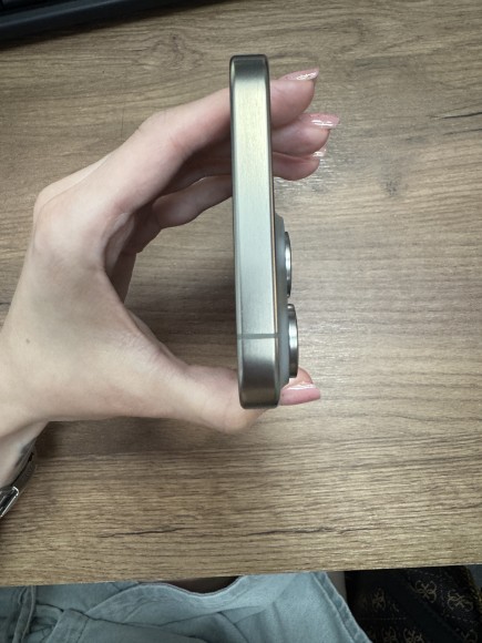 Apple iPhone 15 Pro Max 512Gb (358560152608353) У/Ц (Натуральный Титан)