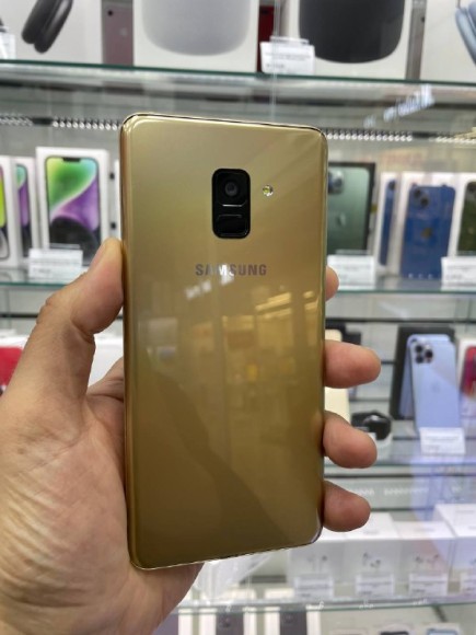 Samsung A730F/DS А8+ 32Gb (352022091541936) Б/У (Золотой)