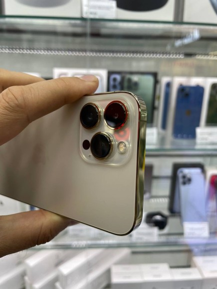 Apple iPhone 13 Pro Max 1Tb (352114955207249) Б/У (Золотой)