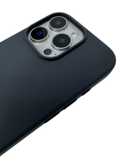 Чехол-накладка для iPhone 16 Pro Max Memumi Silicone Case Magsafe черный Чехол-накладка для iPhone 16 Pro Max Memumi Silicone Case Magsafe черный