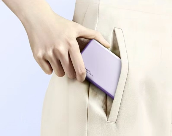 Аккумулятор тонкий Alpha 5000 mAh 22,5W толщина 0,86 см, Фиолетовый Аккумулятор тонкий Alpha 5000 mAh 22,5W толщина 0,86 см, Фиолетовый