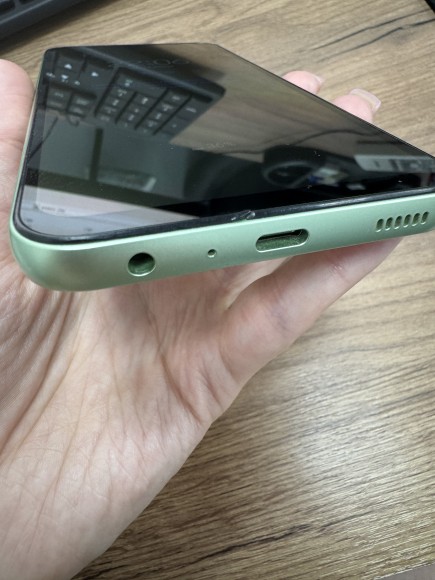 Samsung A245 FN/DS Galaxy A24 6/128Gb (350532457499984) У/Ц (Зеленый)