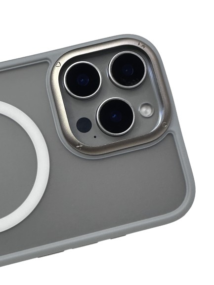 Чехол-накладка для iPhone 16 Pro Momax Play Magnetic Case Aluminum  Gray