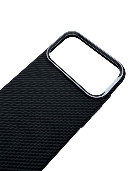 Чехол-накладка для iPhone 17 Pro FreeAir MagSafe черный Чехол-накладка для iPhone 17 Pro FreeAir MagSafe черный