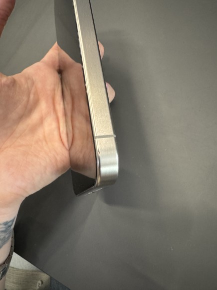 Apple iPhone 15 Pro Max 512Gb (353134989108071) Б/У (Натуральный Титан)