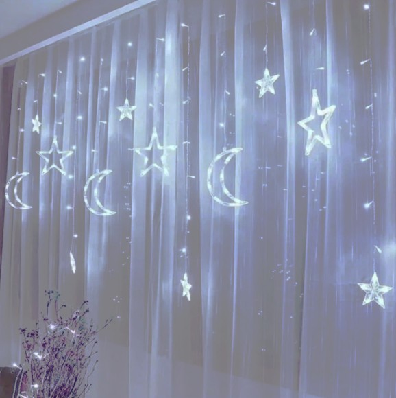 Гирлянда-занавес 3х1 м, звезды и месяцы (белый) Гирлянда-занавес 3х1 м, звезды и месяцы (белый)