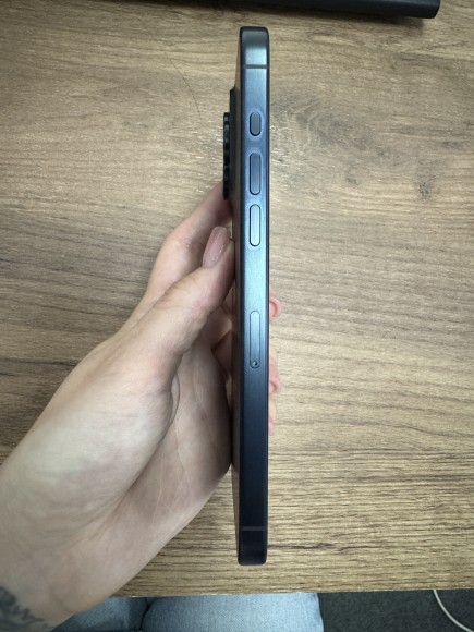 Apple iPhone 15 Pro Max 512Gb (354694983854367) У/Ц (Синий Титан)