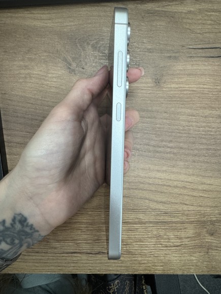 Смартфон Samsung SM-S721B Galaxy S24 FE 5G 8/256GB (353302722363895) Б\У (Серый)